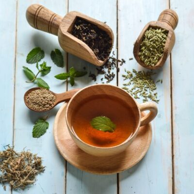दोष-आधारित खिचड़ी से मेट्रो टेकअवे तक: Café Swasthya के आधुनिक आयुर्वेद मॉडल की कहानी