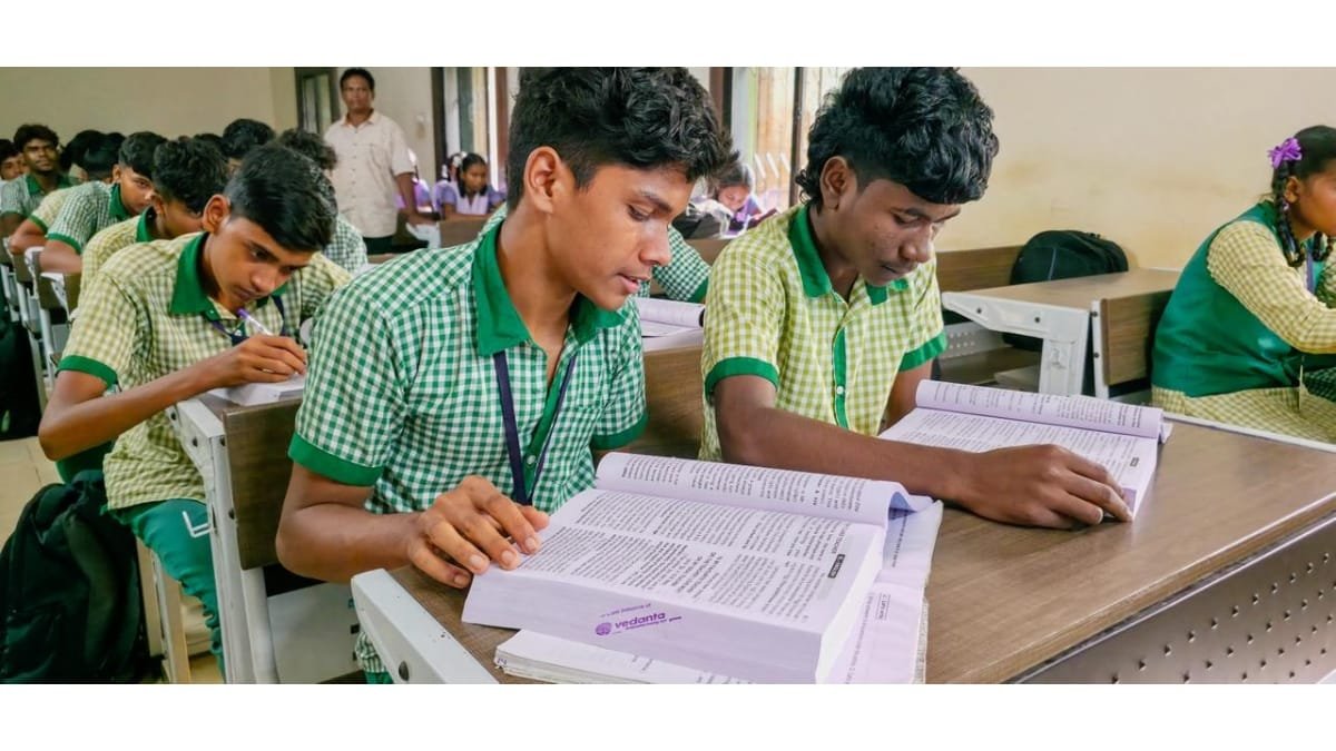 Vedanta Aluminium Empowers 600 Students with Academic Resources under Project Vidya