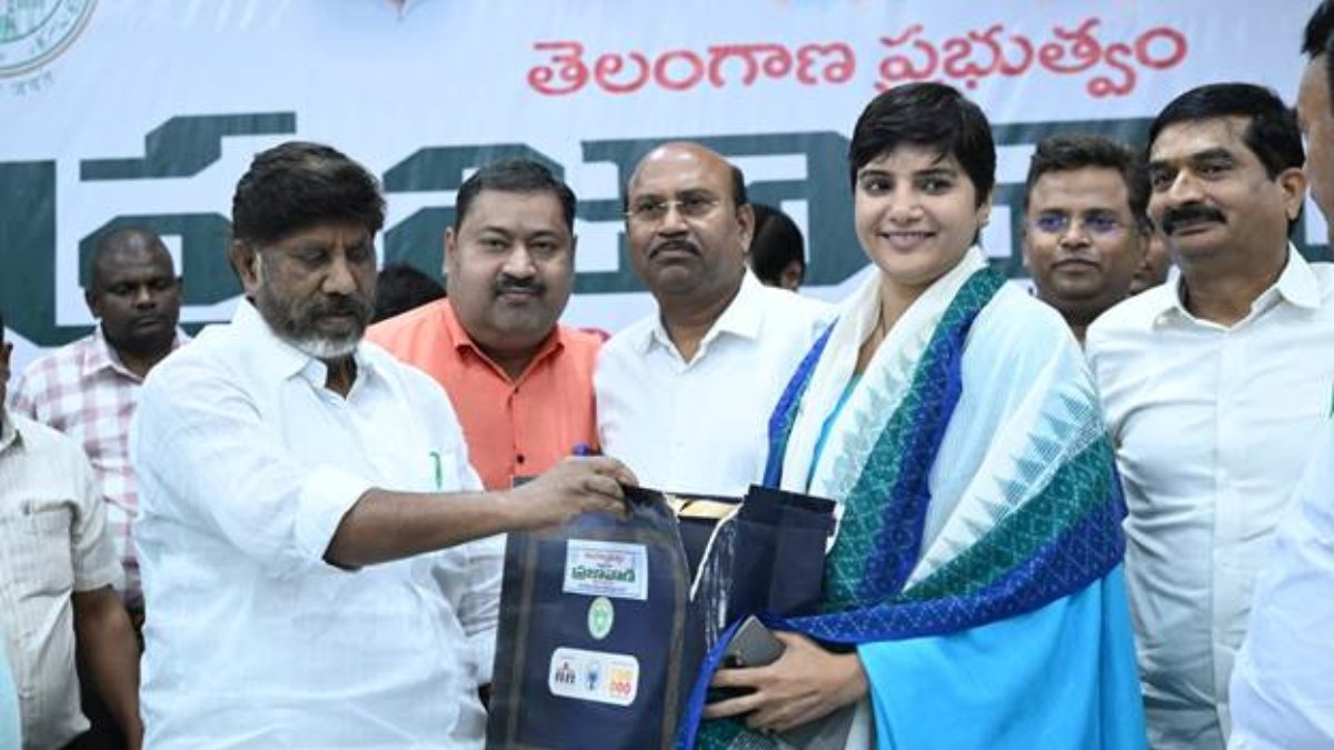 Digital Governance Milestone: IAS Hari Chandana Honoured for India’s First WhatsApp Grievance System