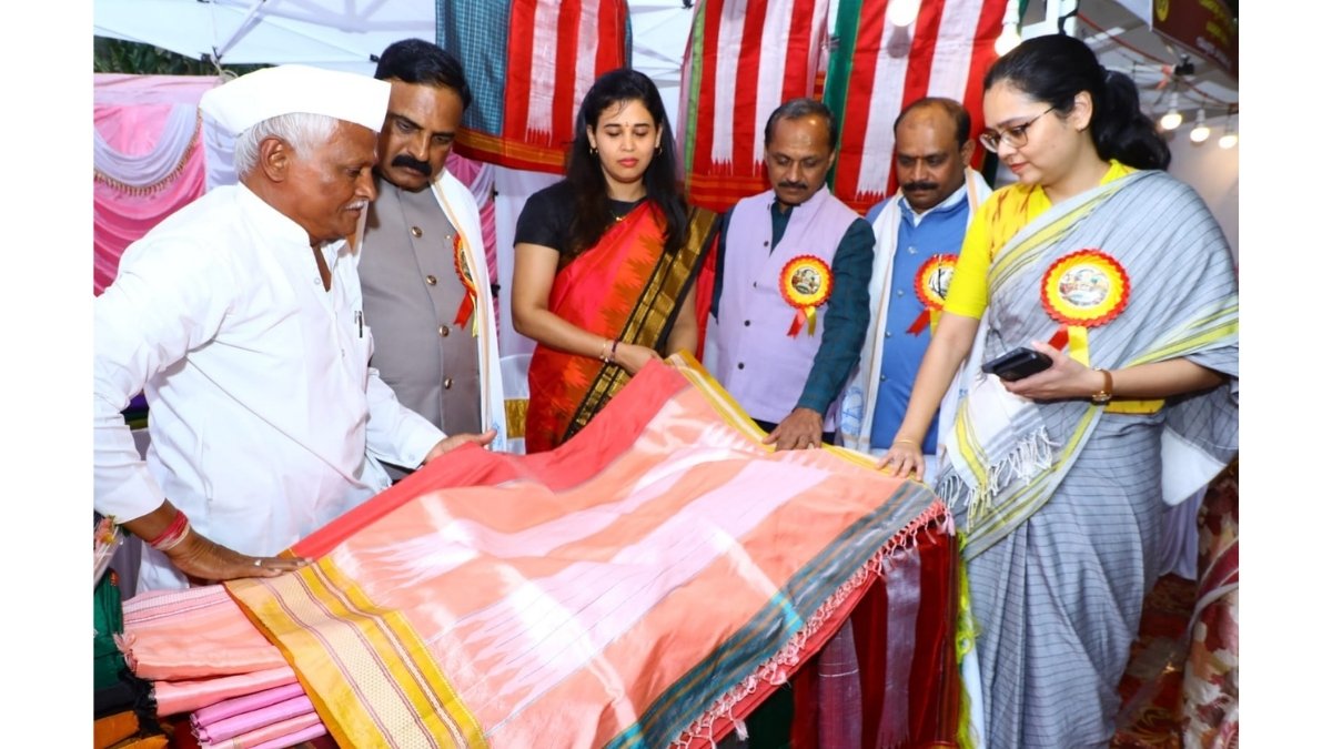 Special Push for Karnataka’s Handloom Sector; Statewide Campaign “Our Heritage. Our Threads. Our Future.” Launched
