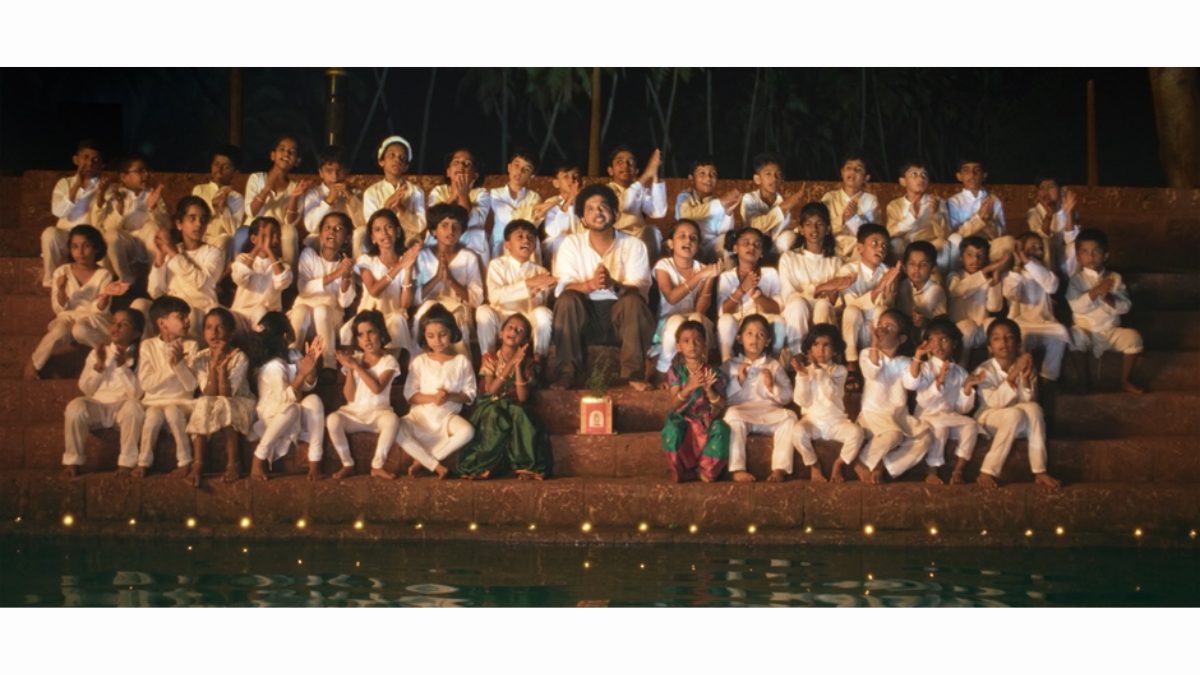 Mahesh Kale’s Song Lahanpan Dega Deva Strikes a Chord, Evoking Longing for Childhood Innocence