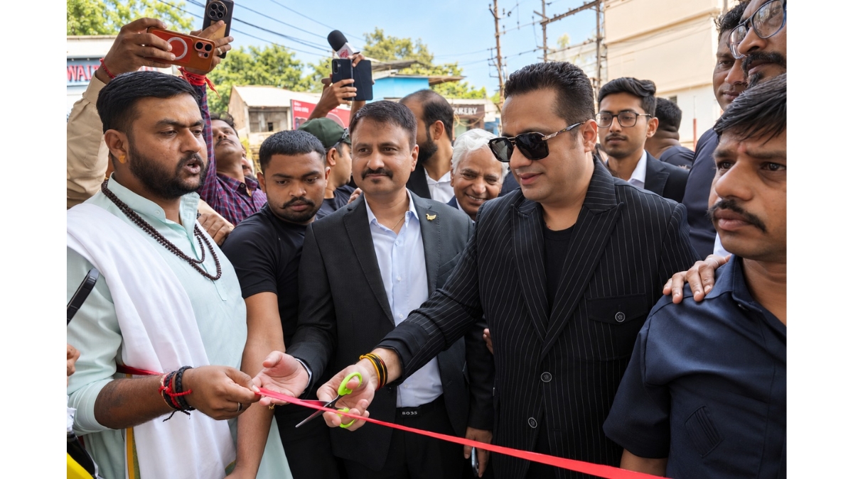 Dr Vivek Bindra’s Bada Business-Backed Branded Factory Expands into Navsari, Marking a New Chapter in Business Growth